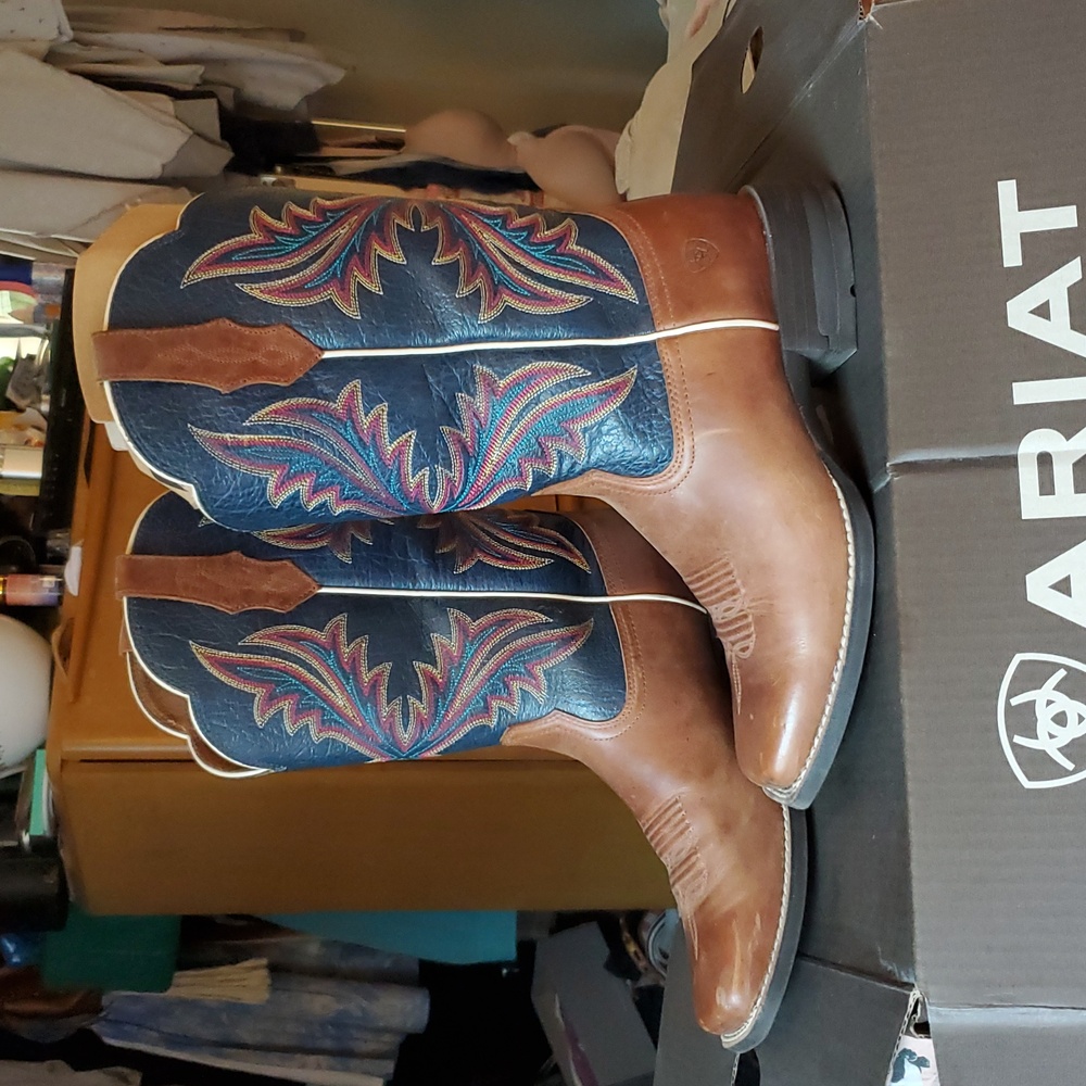 Ariat Womens West BOUND square Toe 8 5
